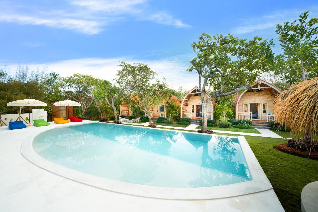 Hotel Uluwatu Desa Exterior foto
